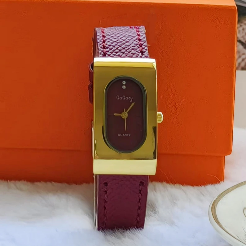Luxury Watch With Leather Strap - السيدات الفاخرة العلامة التجارية النساء ووتش