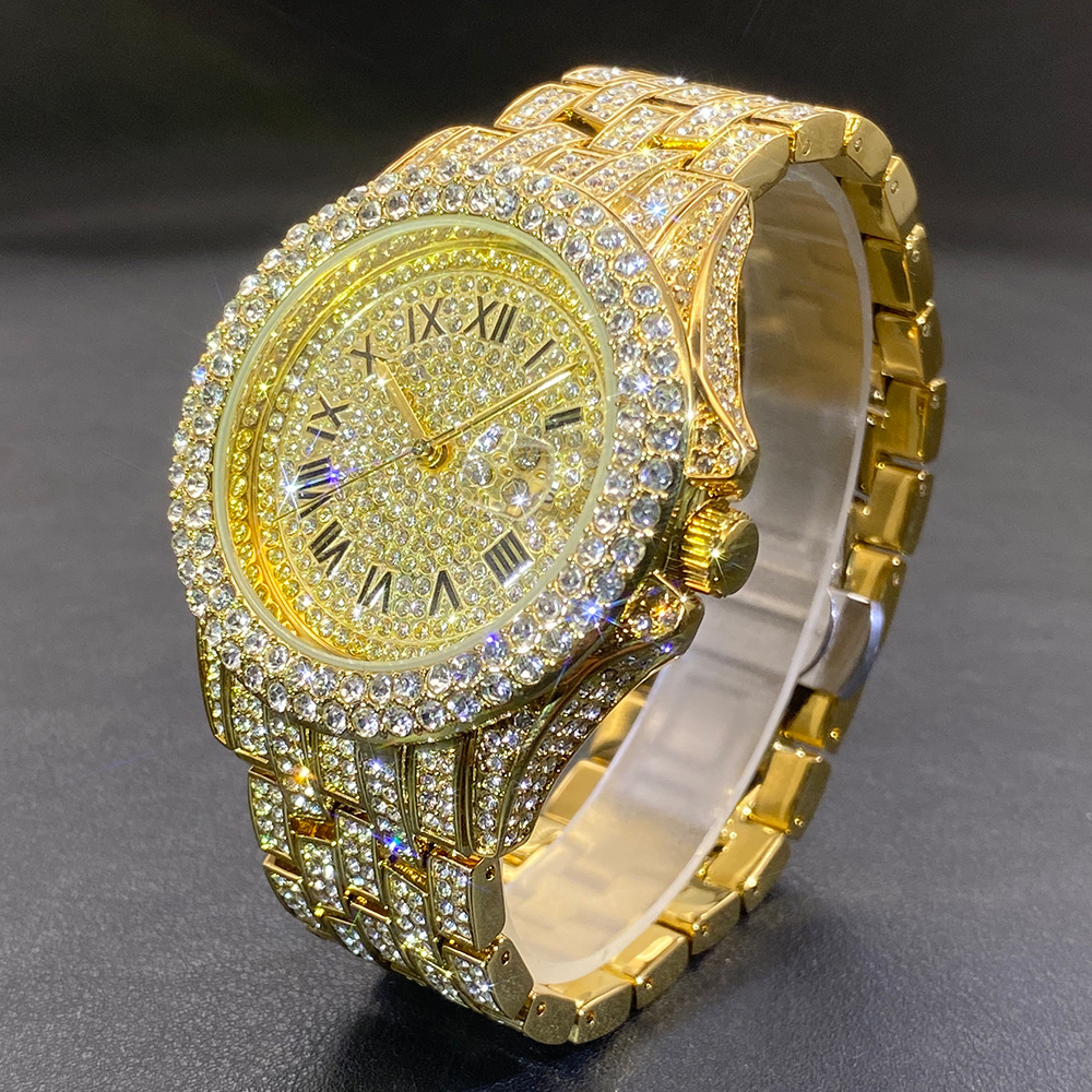 Luxury Watch Gold And Black - ساعة يد كبيرة ذهبية وفضية وسوداء