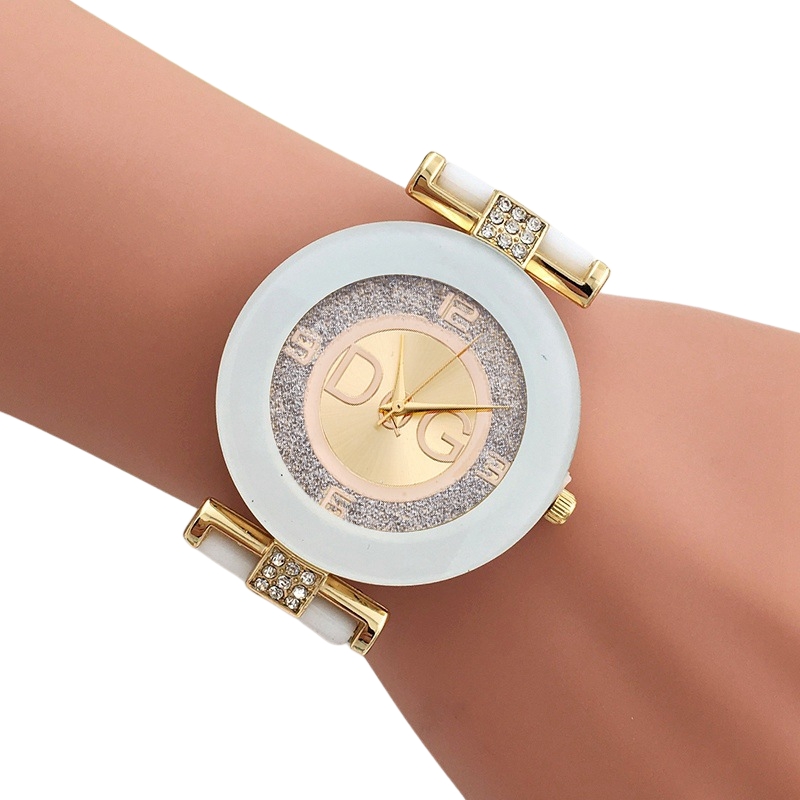 ساعة فاخرة للنساء من السيليكون - مراجعة Luxury Watch Diamond وسعره