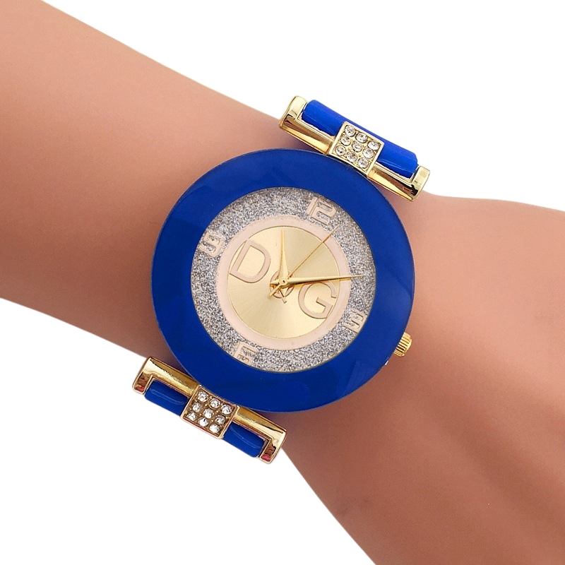 ساعة فاخرة للنساء من السيليكون - مراجعة Luxury Watch Diamond وسعره