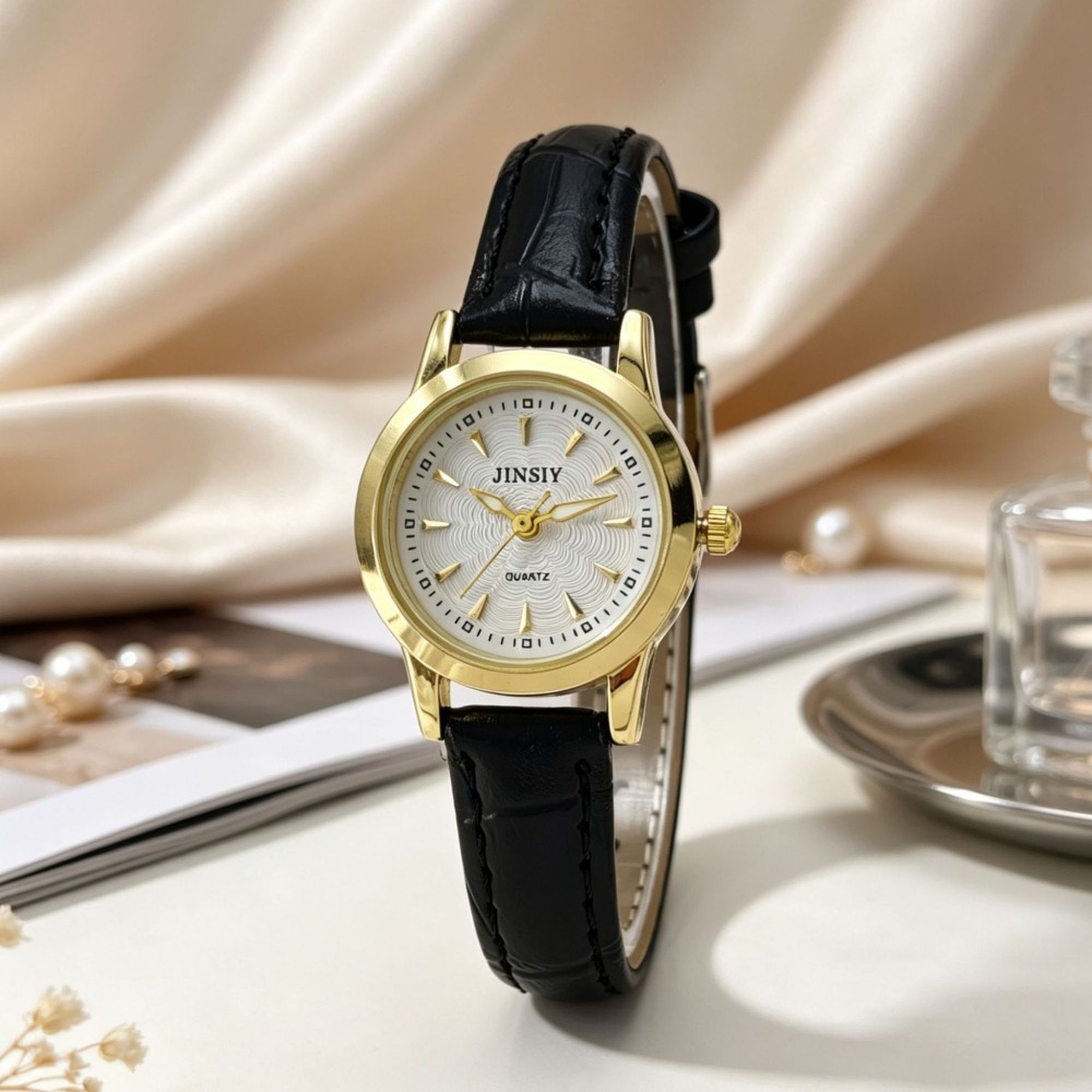ساعة يد نسائية فاخرة بحزام جلد - مراجعة Luxury Watch With Leather Strap وسعره