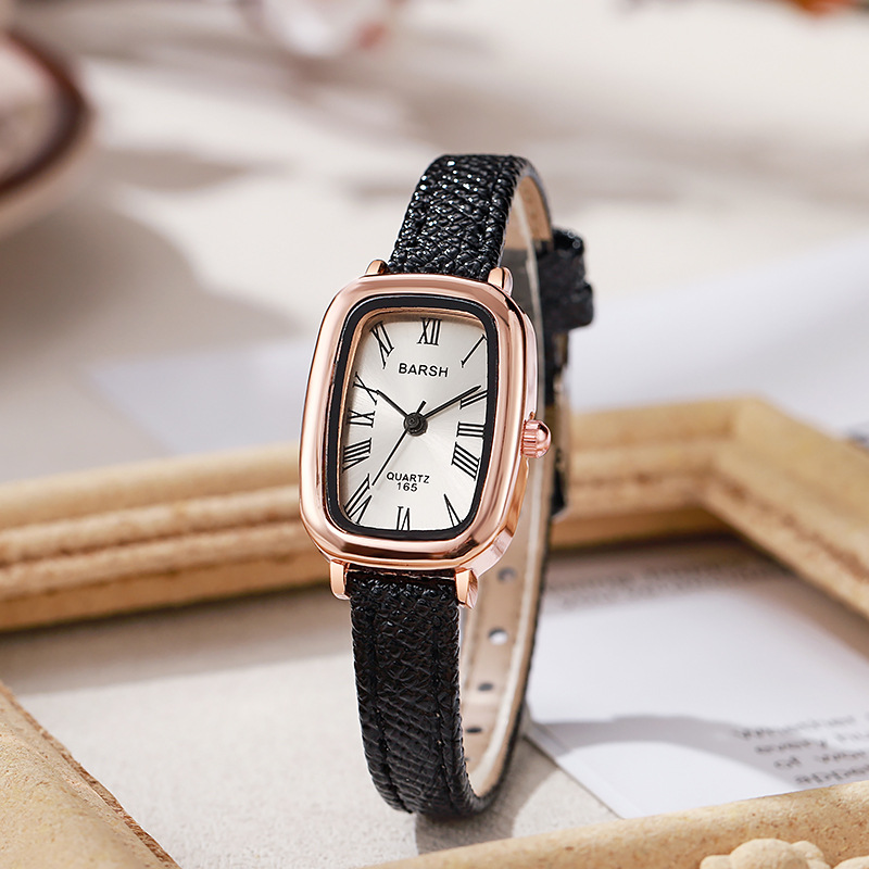 ساعة كوارتز عصرية للنساء ساعات - مراجعة Luxury Watch With Leather Strap وسعره