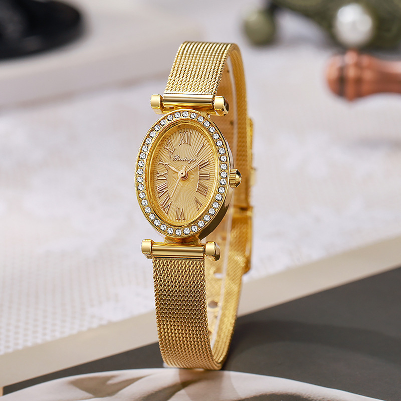 ساعة فاخرة للنساء بتصميم أنيق  - مراجعة Luxury Watch With Leather Strap وسعره